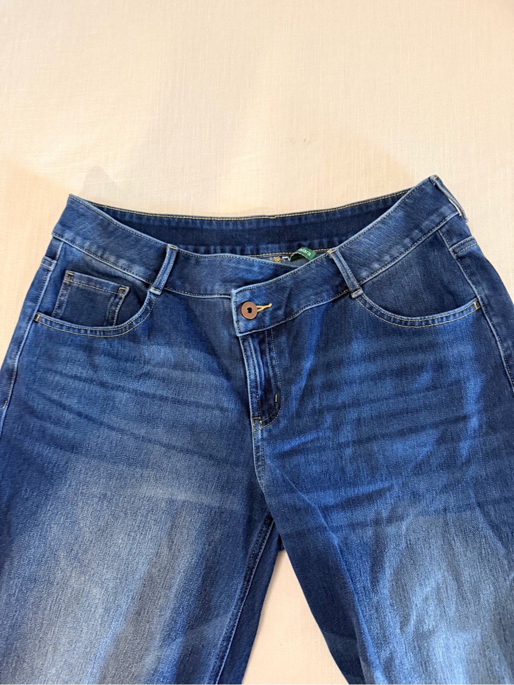 Halara Flex Asymmetric Low Rise Zipper Baggy Wide Leg Jeans NWOT - Picture 3 of 4
